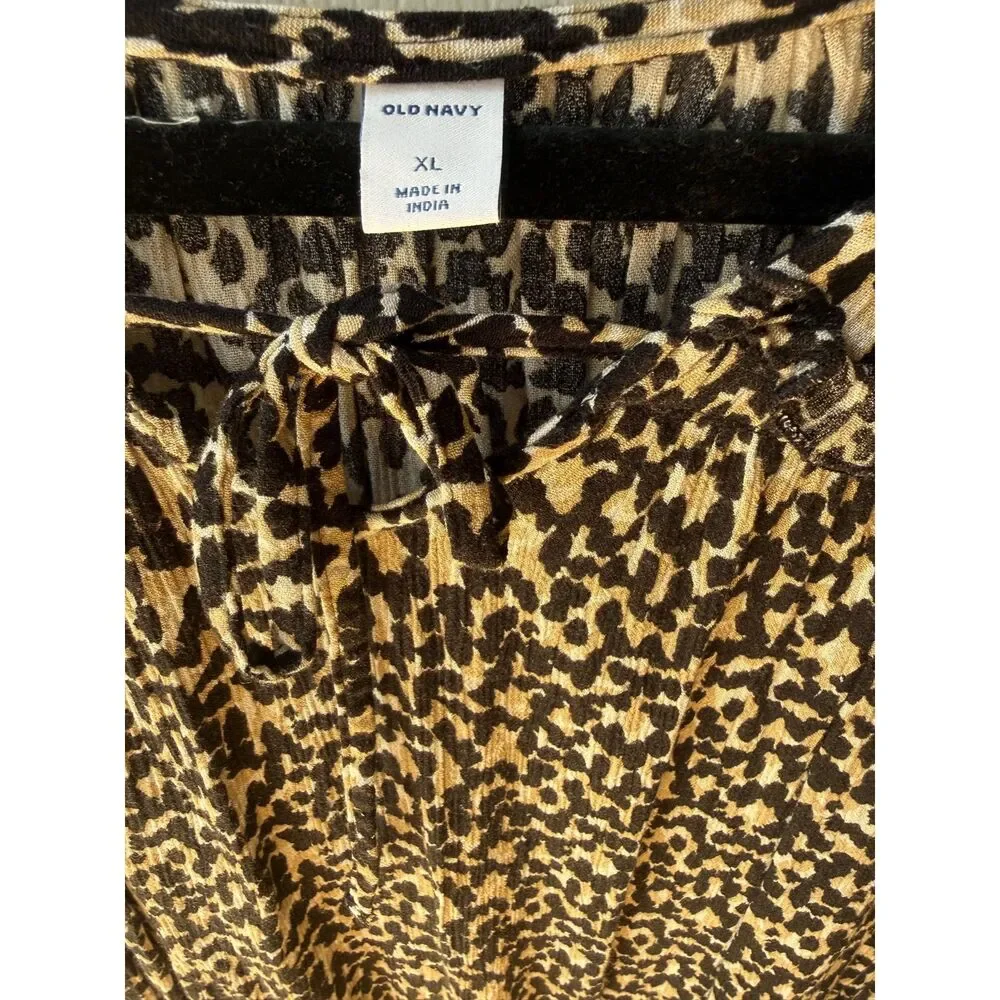 Old Navy Leopard Print Tie Neck Flutter Sleeve Blouse XL Boho Animal Print Top